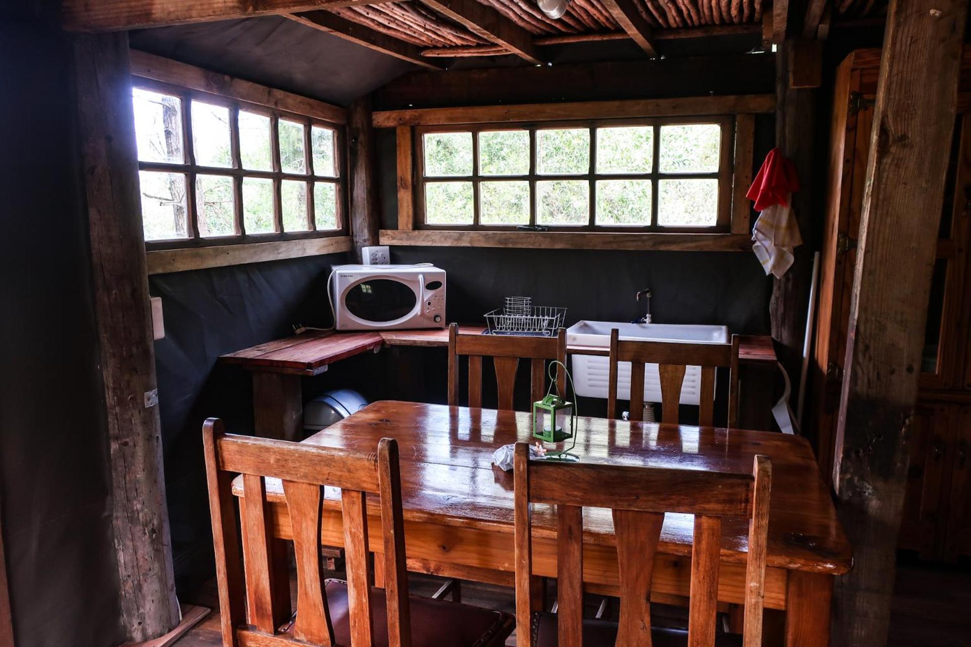Fernhill Tented Treehouses 3* Rheenendal